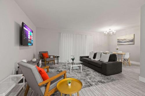 Trendy & Vibrant Unit City Experience