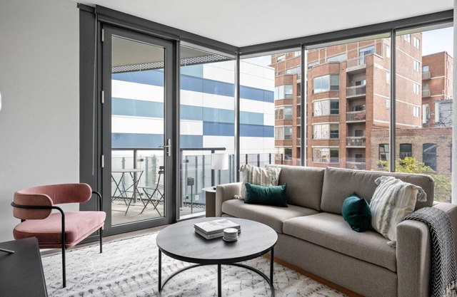 Trendy West Loop 2BR w/W/D, Gym & Lounge, nr L, by Blueground