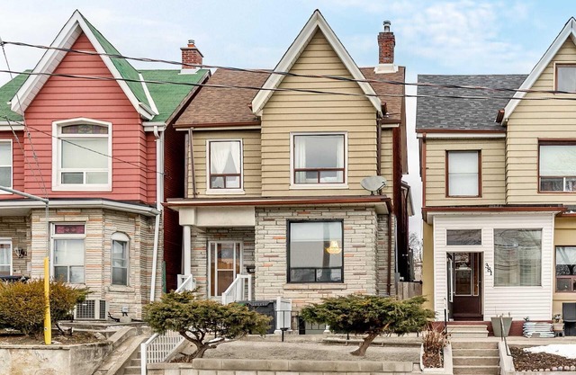 Trinity Bellwoods Pet-Friendly 3-Bedroom w Patio
