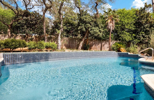 Triple Crown - A Birdy Vacation Rental