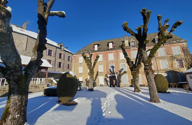 TRIPLEX DE CHARME DANS PETITE COPROPRIETE