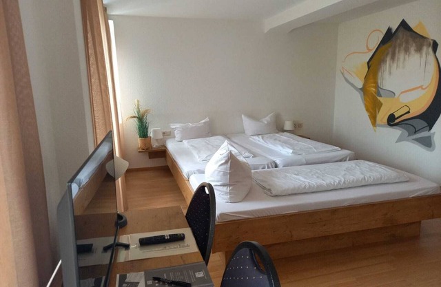 Triple Room Ensuite in Hotel Ulmer Stuben