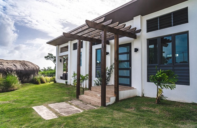 Tropical Cabin at Encantada - Paradise on Caribbean Sea