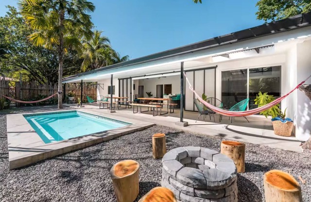 Tropical Villa w/Private Pool @ Casa Bamboo