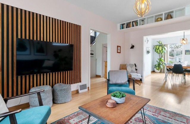 Trout Lake Oasis - 3 bedroom