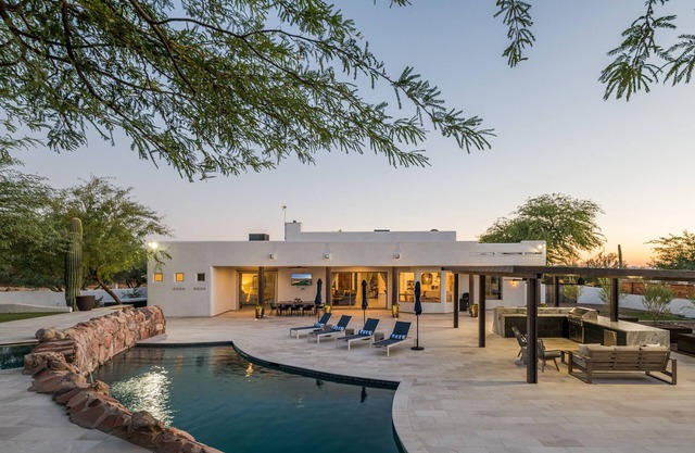 True Entertainers Paradise in North Scottsdale