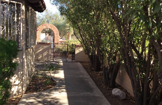 Tucson, AZ Fairfield Foothills Ridge Townhome nViews City/Mountains Pool heatedn