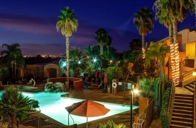 Tucson's Serene Family Oasis