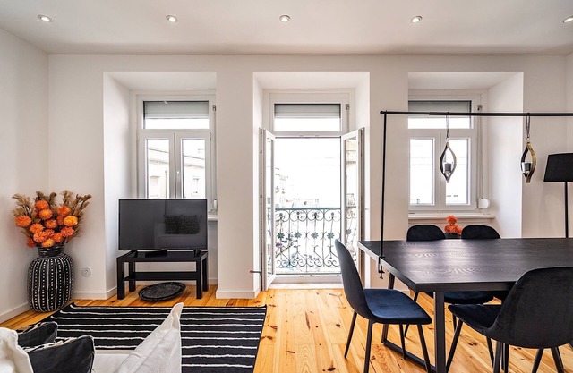 Turmeric Apartment, WiFi, Lisbon !New!