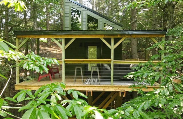 Turtle Hatch-Hillside Cottage