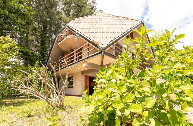 Tuscany Chalet, 4 Br House With Parking By Halldis