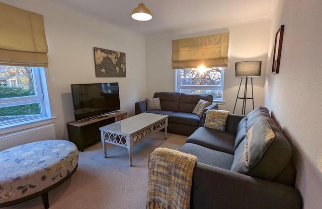 Two bedroom flat in Bridge of Allan, Stirling