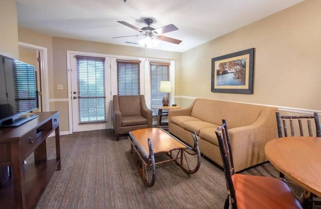Two Bedroom Lodge fully equipped at Fox River Resort at Sheridan