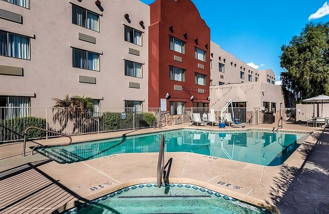 Ultimate Getaway in Red Lion Inn & Suites Goodyear Phoenix! Parking, Breakfast