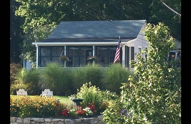 Unbeatable location! Walk to beach and town.