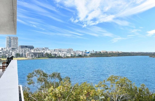 Unbeatable Water View