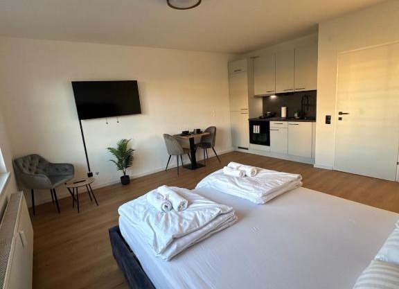 Union Suite Apartment Near Train Station