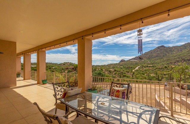 Unique home with mountain views close to downtown