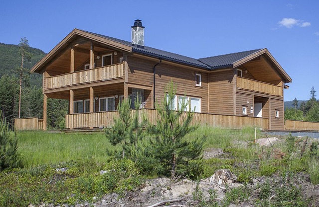 Unique multi-family house in the middle of impressive nature