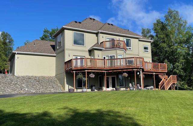 Unique quiet 2 Bedroom space in South Anchorage
