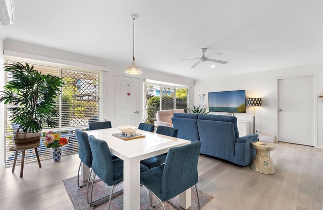 Unit 1 - Renovated 2 Bedroom Ground Level Villa