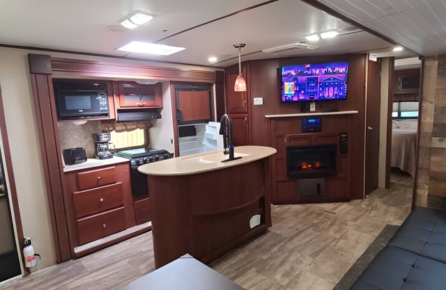 Unit #2 RV (Reggae Reef Villa)