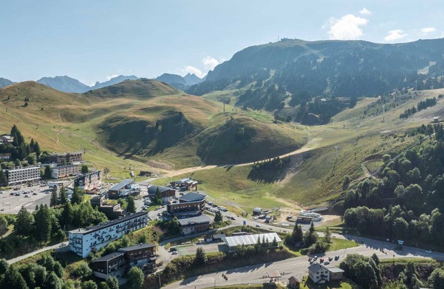 Unusual chalet, 2 ppl, terrace with mountain view.