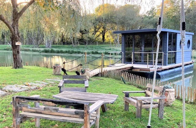 Unusual ecolodge surrounded by nature 5 minutes from the beach