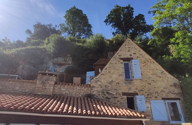 Unusual gîte, Le Troglodyte with panoramic view
