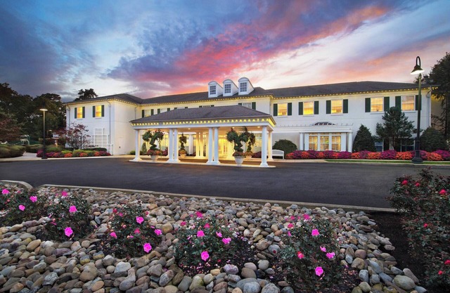 Unwind in Style: Marriott Fairway Villas