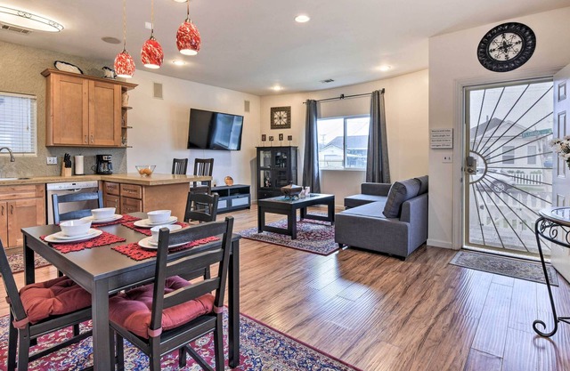 Updated Bay Area Abode Near Beach & Dtwn SF!