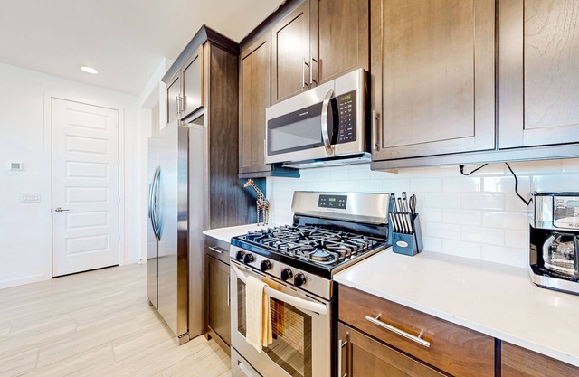Updated home & casita with private pool, enclosed yard, patio, AC, & W/D