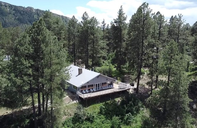Updated Home on 2 Acres - 15 Minutes to Downtown Durango - Huge Deck w/Views