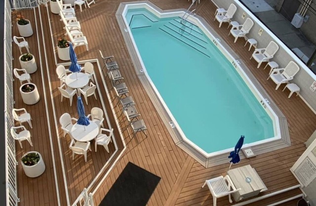 Upgraded Condo Close to Boardwalk/Beach/Asbury Shopping w Pool