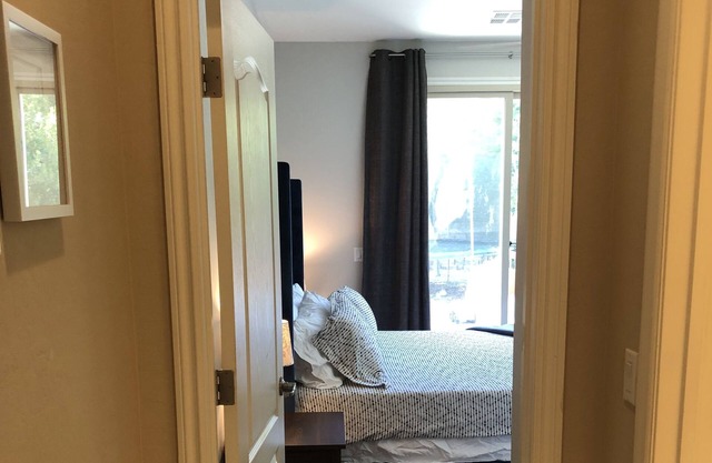 Upscale 1-bedroom casita in 89052, fully furnished, all utilities included.