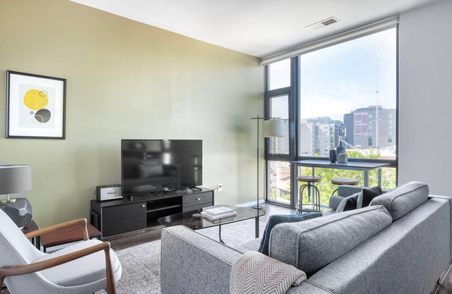 Upscale Shaw Jr 1BR w/Gym & Pool, nr Entertainment, by Blueground