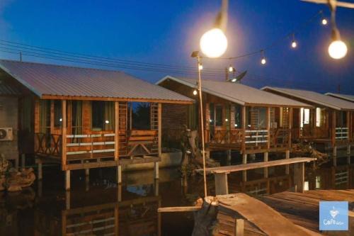 UR Way Cafe & Resort บัวสวยรีสอร์ท