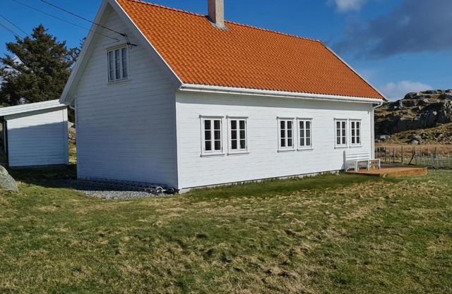 Utsira Overnatting - Kvalvik
