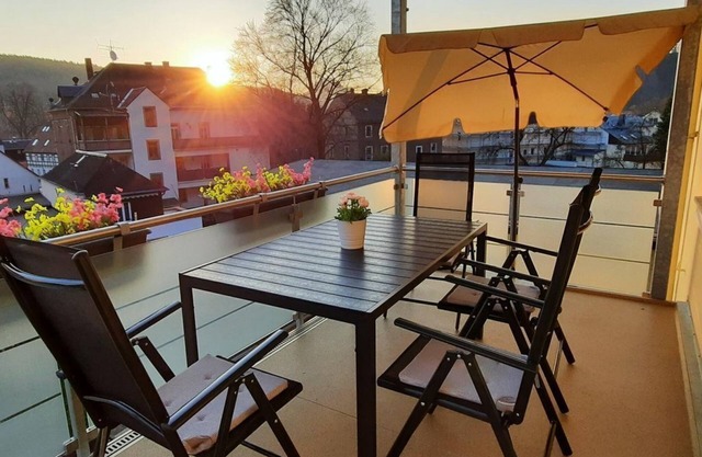 Vacation apartment, 3 bedrooms, 2 bathrooms, balcony - Ferienhaus Büttner