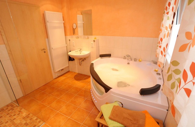 Vacation apartment/apartment for 2 guests with 65m² in Diemelstadt (59398)