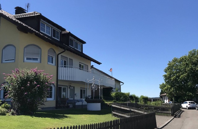Vacation apartment near the lake
