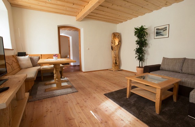 Vacation apartment Wildmoos for 2 persons, 1 separate bedroom, terrace, 58 m²
