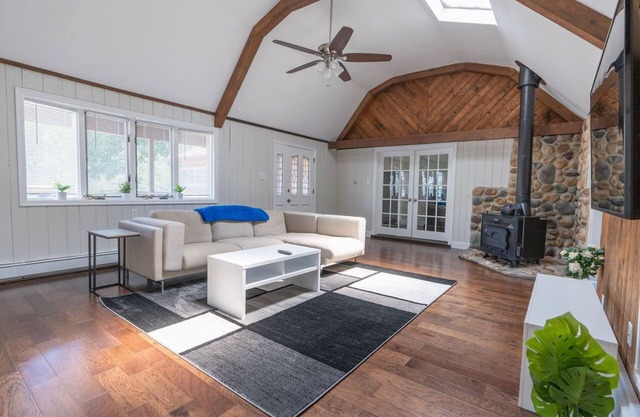 Vacation Getaway /Medford Lakes