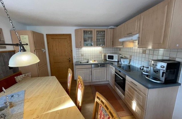 Vacation home/4 or more bedrooms/shower,WC - Apartments and vacation home Brandner