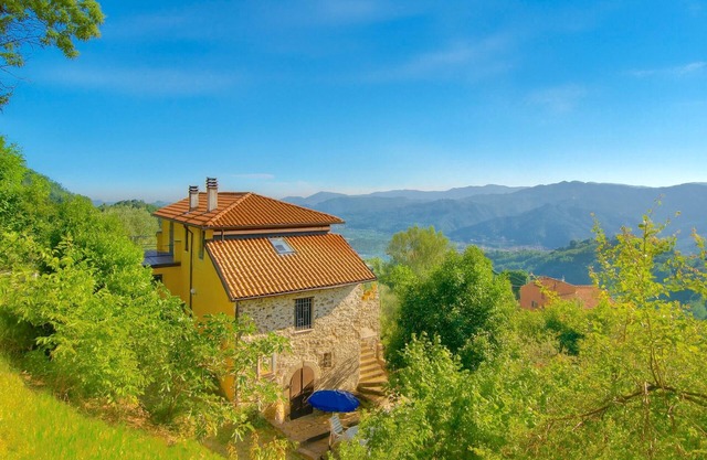 Vacation home for 5 guests with 100m² in Podenzana (65832)