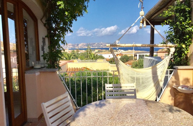 Vacation home in Palau, 5 min to the beach, next to the national park
