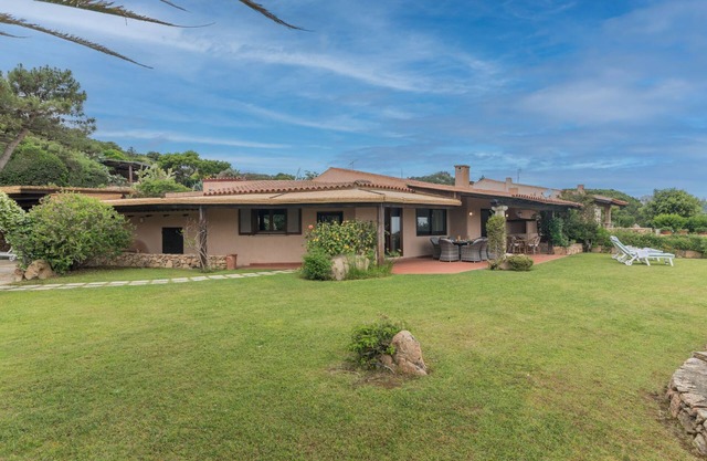 Vacation home Mimosa by Interhome