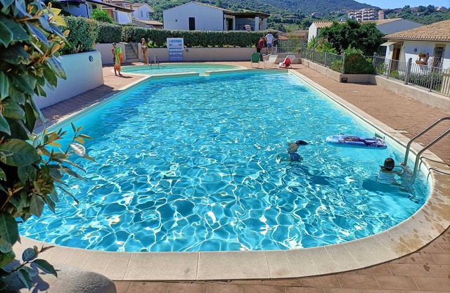 Vacation Home "Villa Vigna" with Sea View, Shared Pool & Wi-Fi