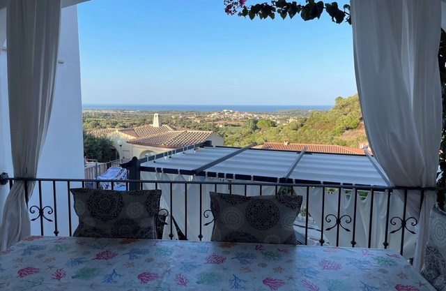 Vacation home with sea view, Budoni - Sardinia