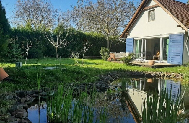 Vacation house for rent at Lake Balaton, quiet location. Beach 5 min.